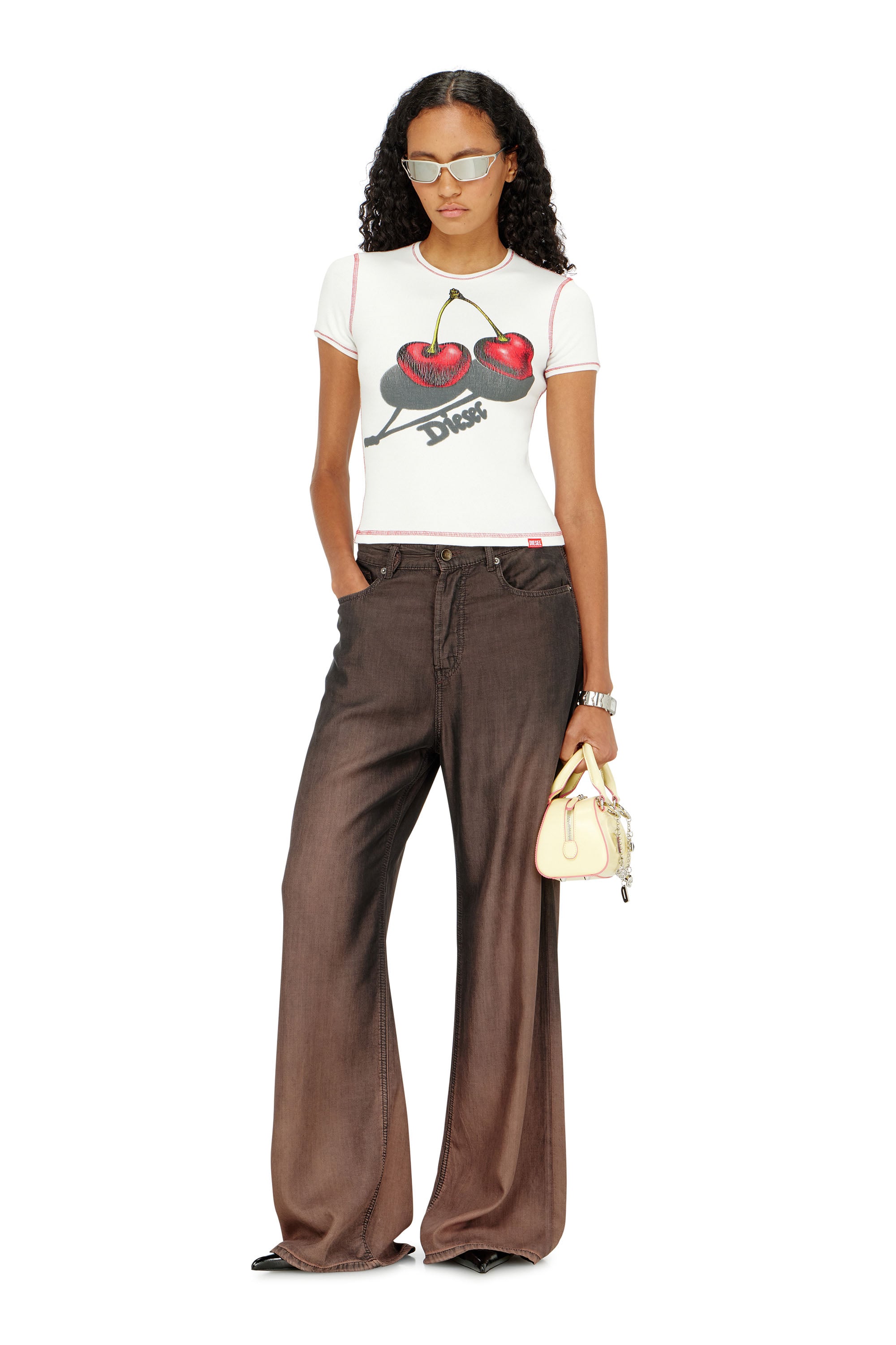 Diesel - SV-T-ELE-CHER, Camiseta ajustada de algod&oacute;n con estampado de cerezas Mujer in Blanco - 1