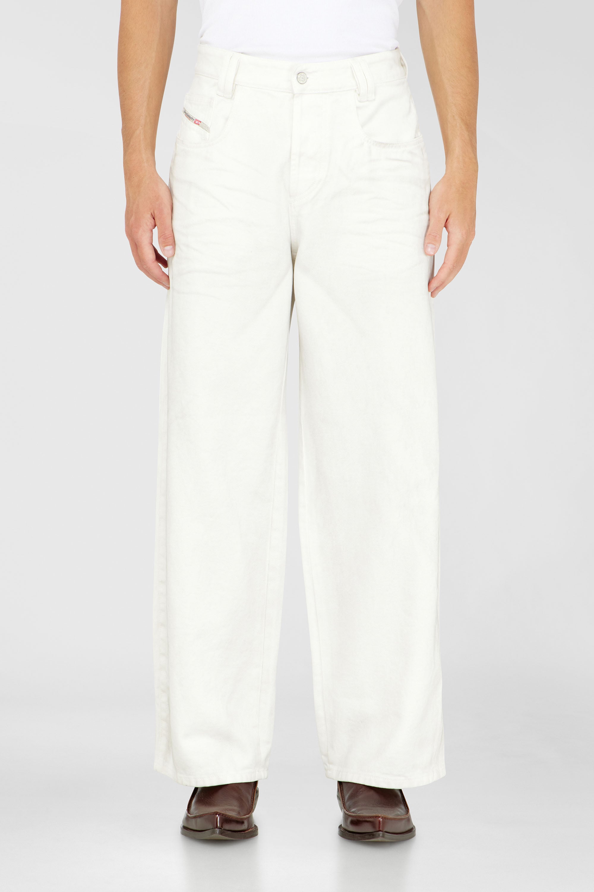 Diesel - Relaxed Jeans 1982 D-Hakou 007GG Unisex, Blanco - 4