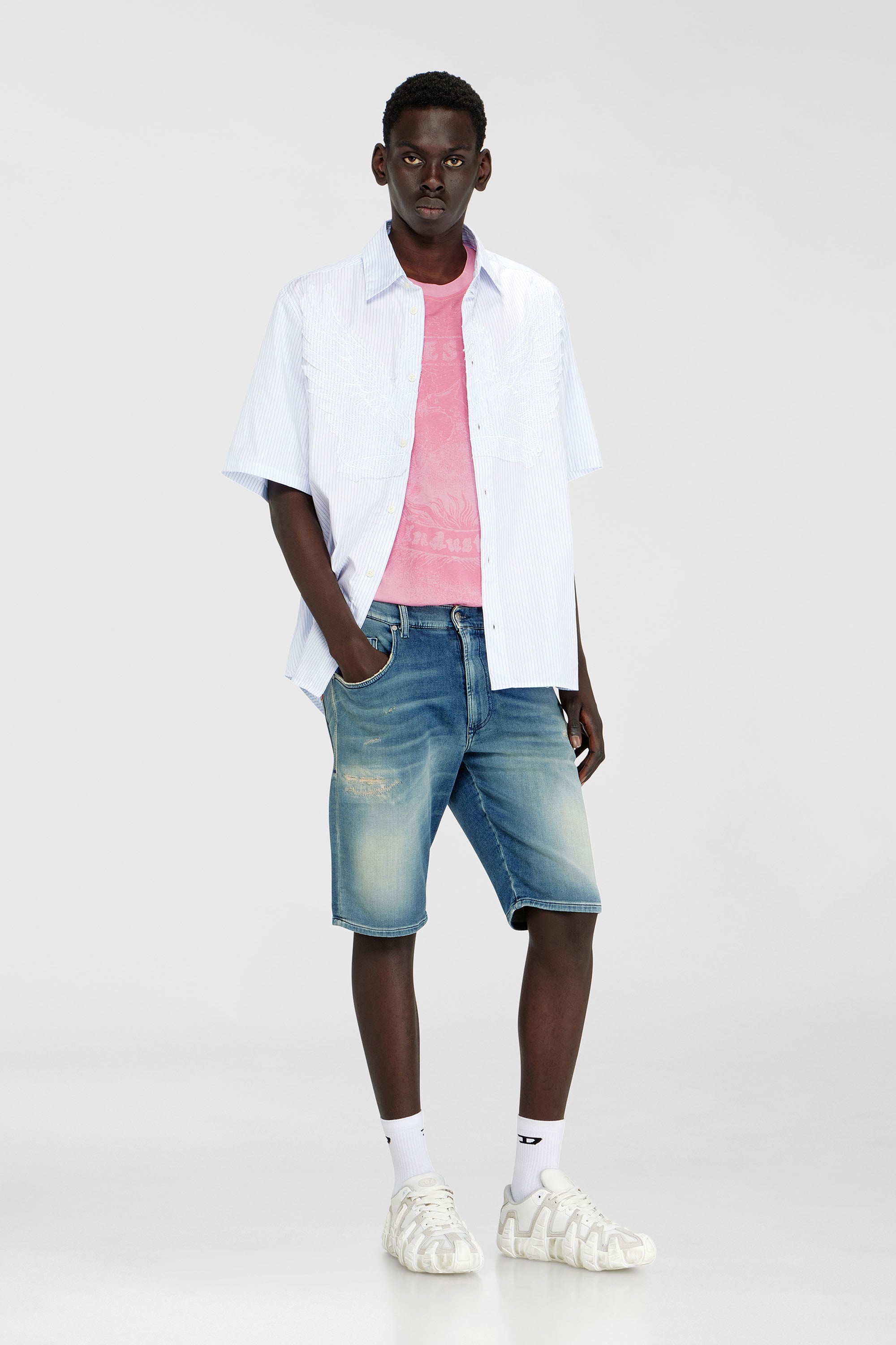 Diesel - 2033 D-KROOLEY-SHORT-BW JOGG, Man's Chino shorts in JoggJeans with worn finish in Medium blue - 1