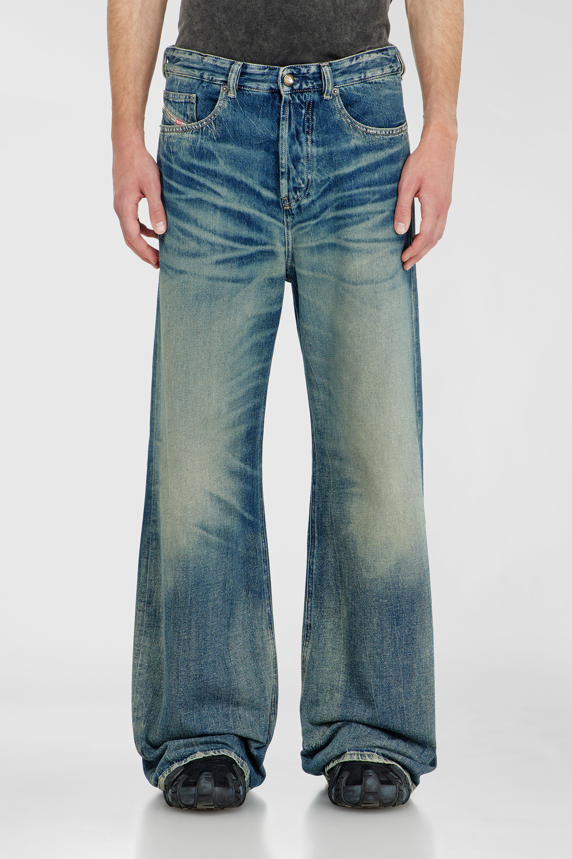 Diesel - Man's Relaxed Jeans D-Rise 09P55, Dark Blue - 2
