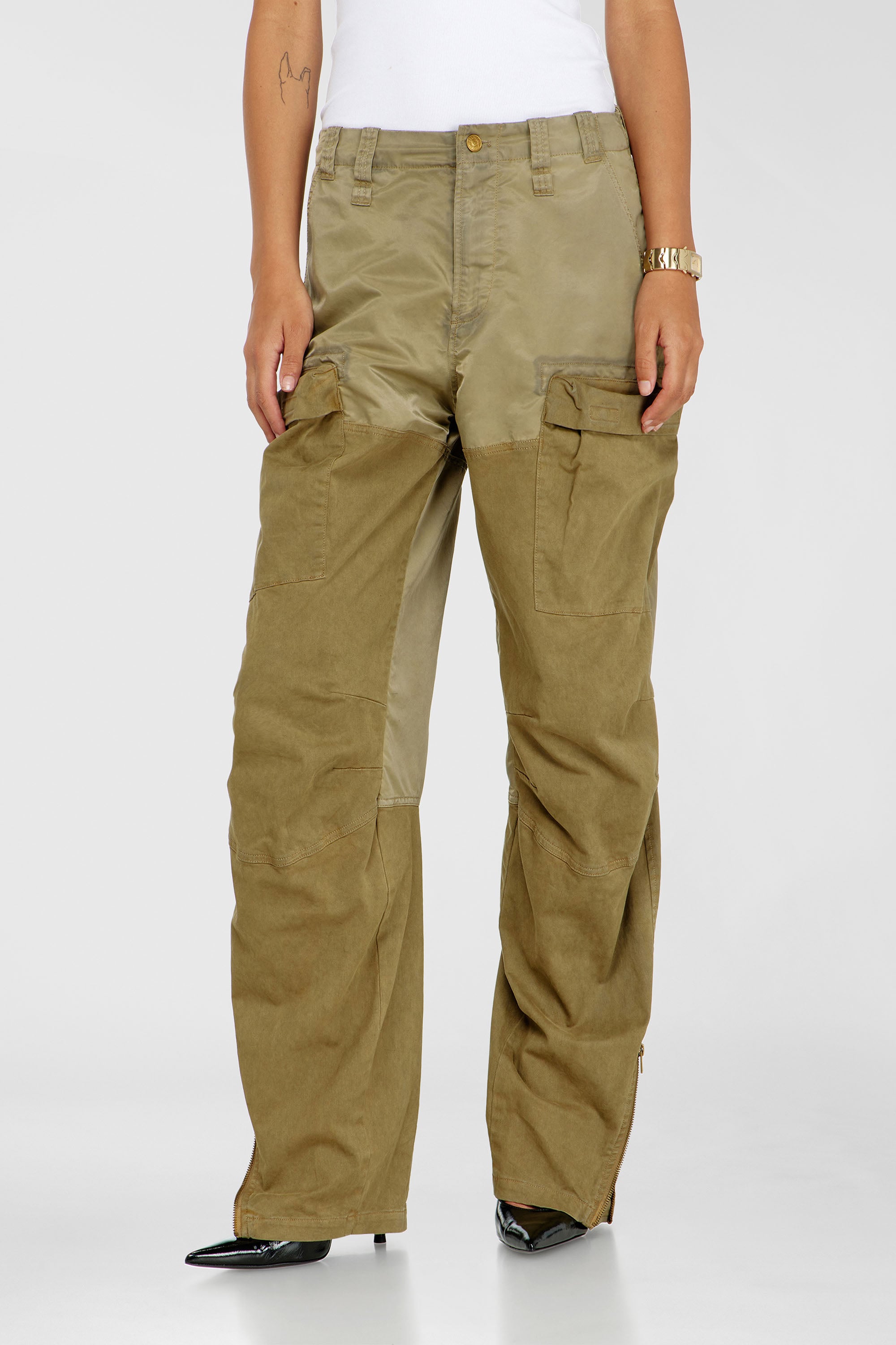 Diesel - P-ARKER, Pantalones cargo de algod&oacute;n y nailon Mujer in Verde - 1