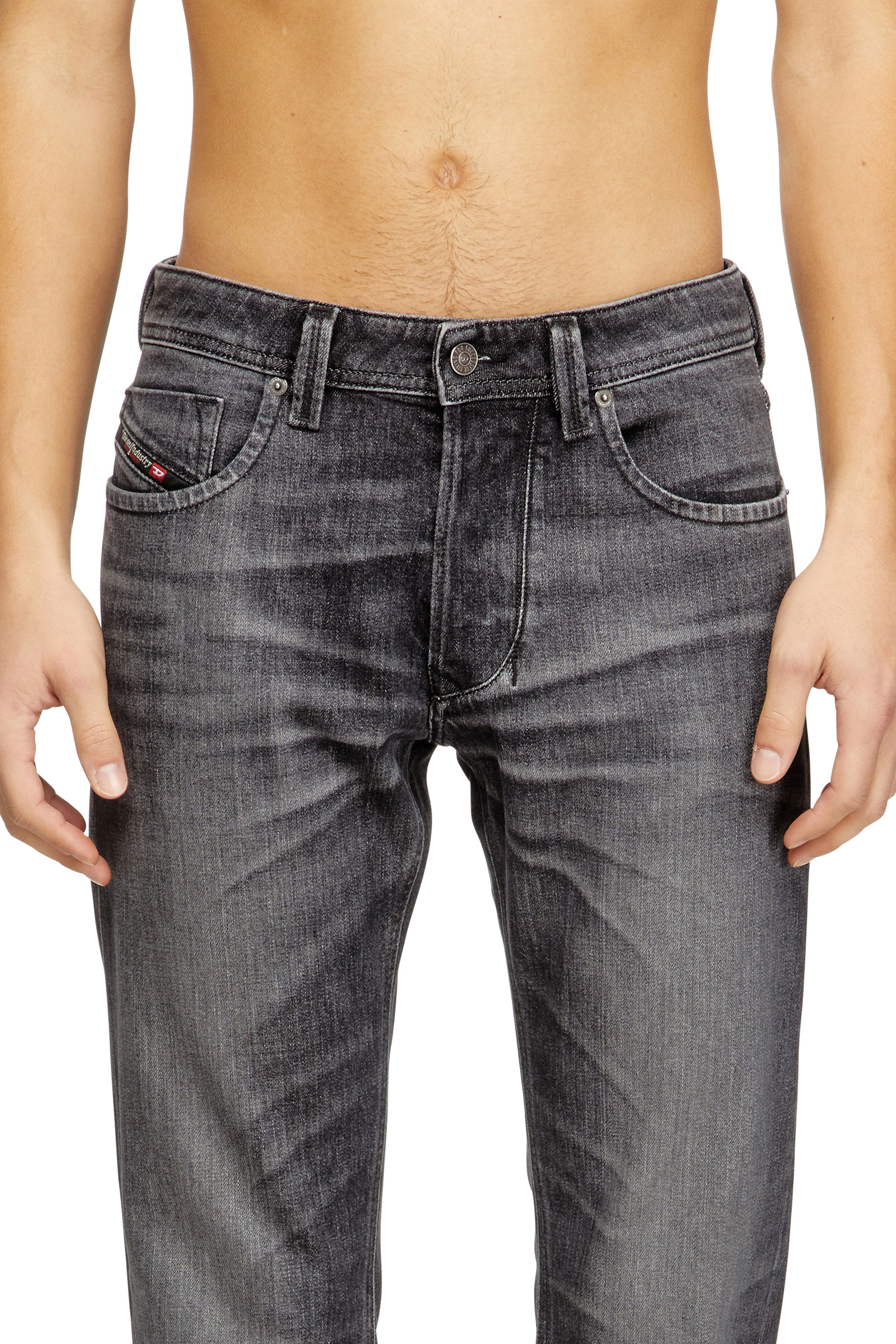 Diesel - Regular Jeans 1985 Larkee 09N49 Hombre, Gris - 5
