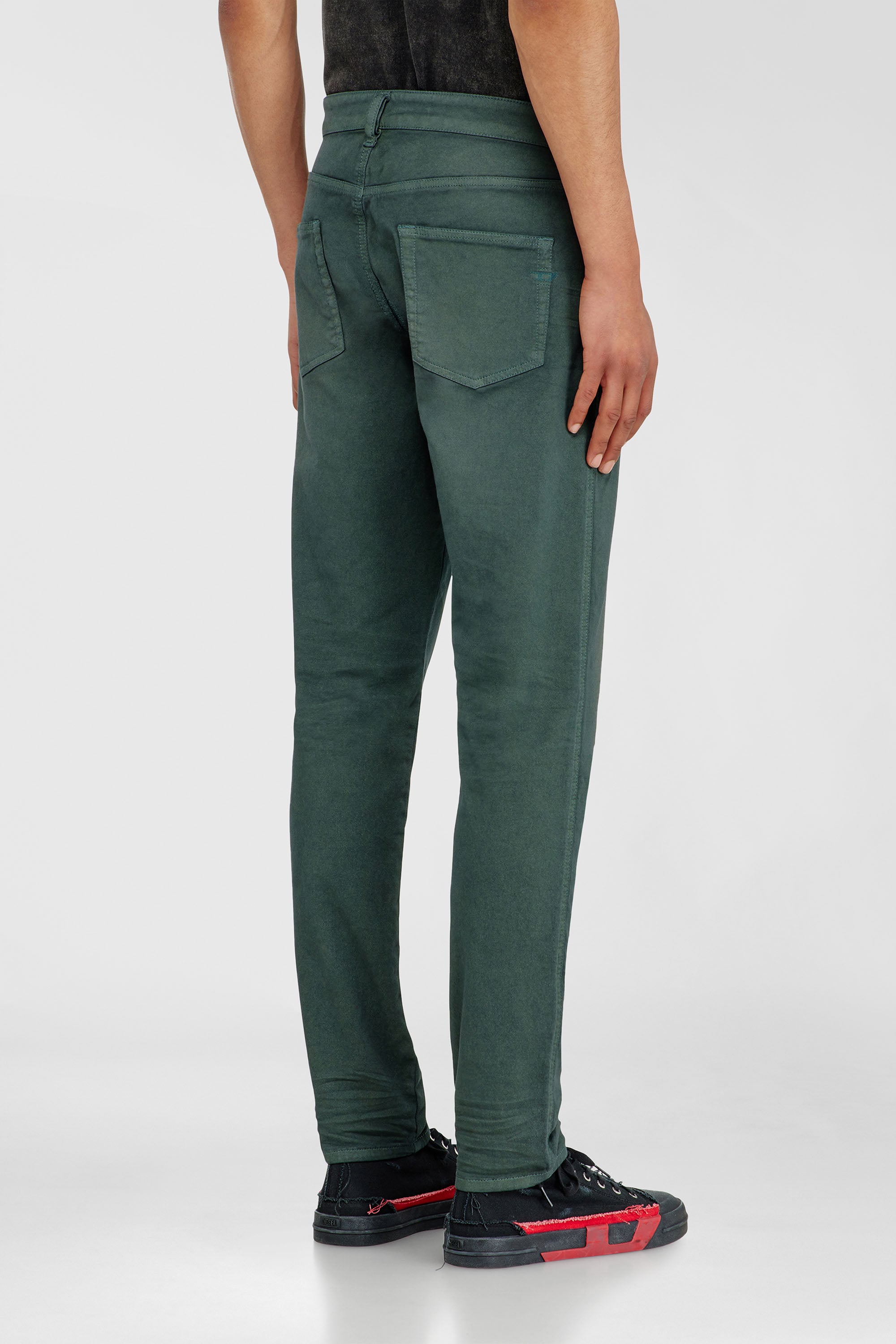 Diesel - Man's Slim 2062 D-Strukt Joggjeans&reg; 0670M, Dark Green - 3
