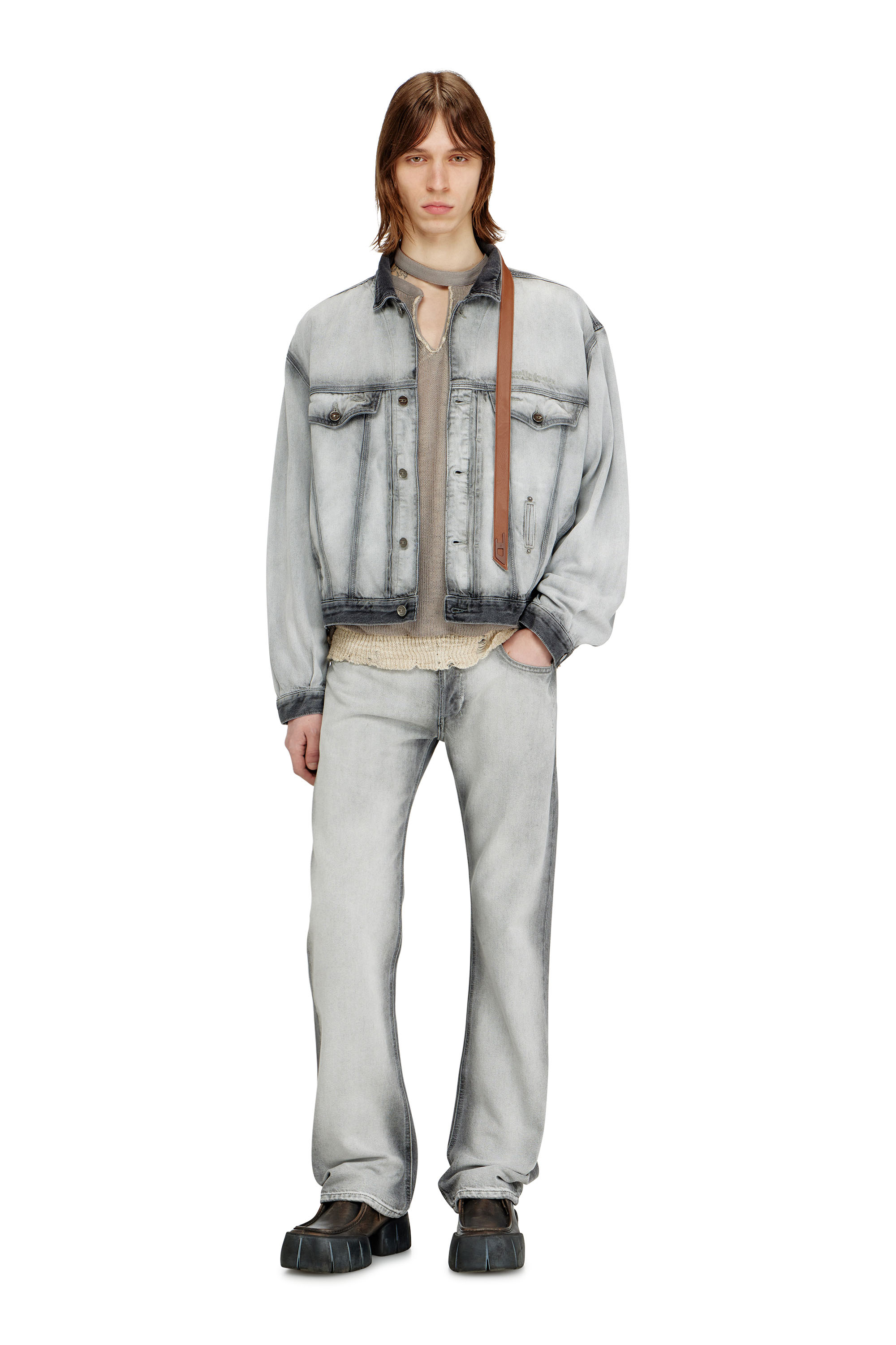 Diesel - D-DENVER-FSI, Chaqueta trucker en denim esqueleto suave Unisex in Gris - 2