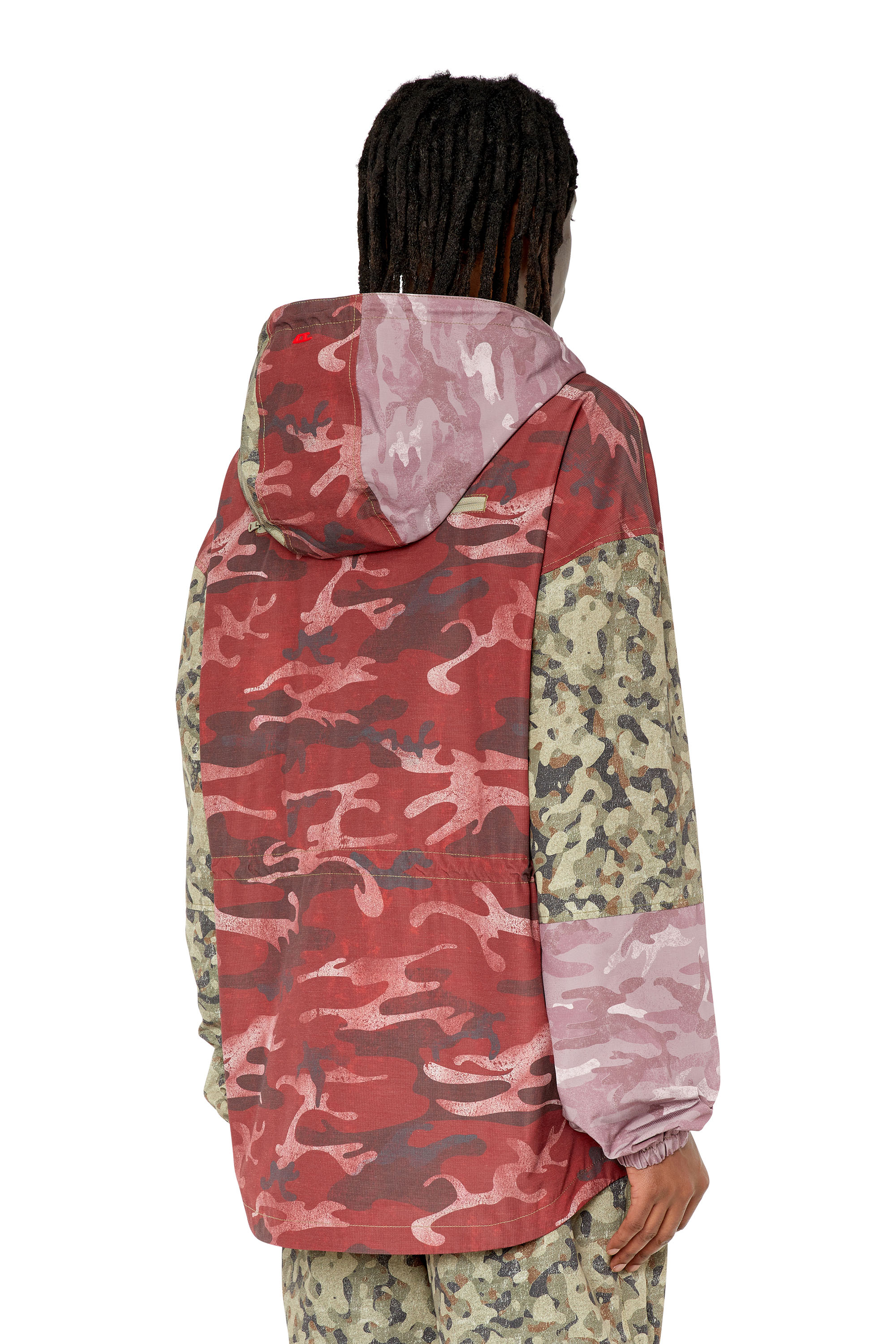 Diesel - AUWT-CALEB-HT07, Man's Hooded jacket with contrast camo prints in Green/Red - 5