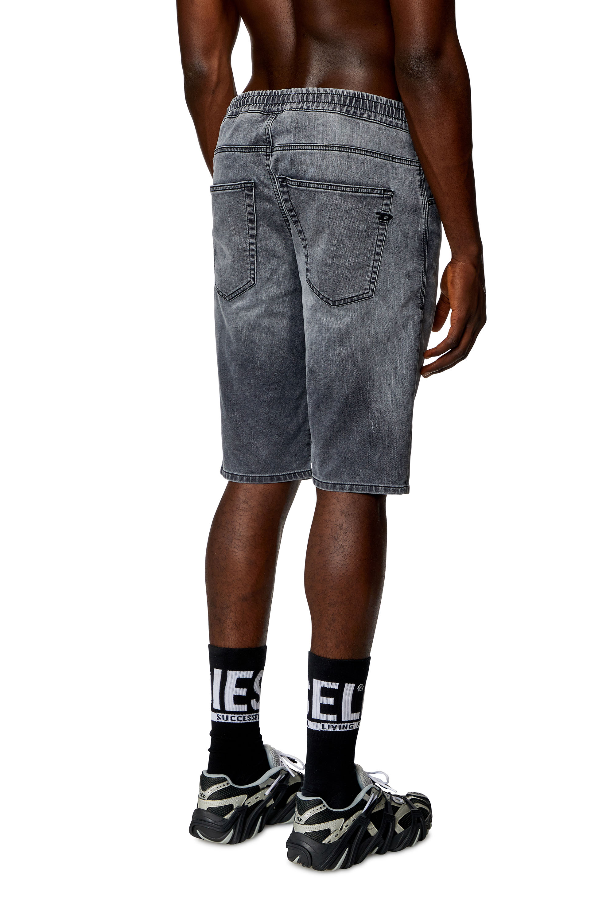 Diesel - 2033 D-KROOLEY-SHORT JOGG, Man's Chino shorts in JoggJeans in Black - 4