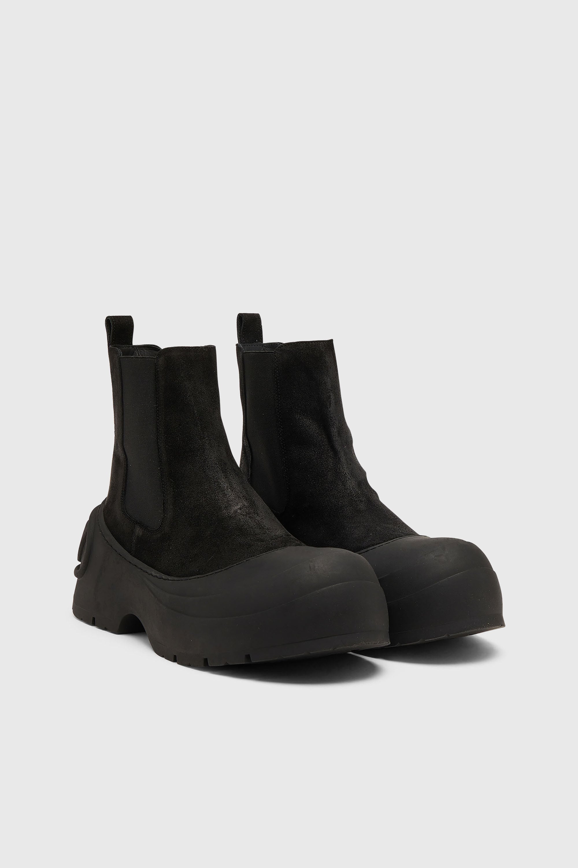 Diesel - D-DONALD BEATLE, Man's D-Donald-Chelsea boots in waxed suede and rubber in Black - 2