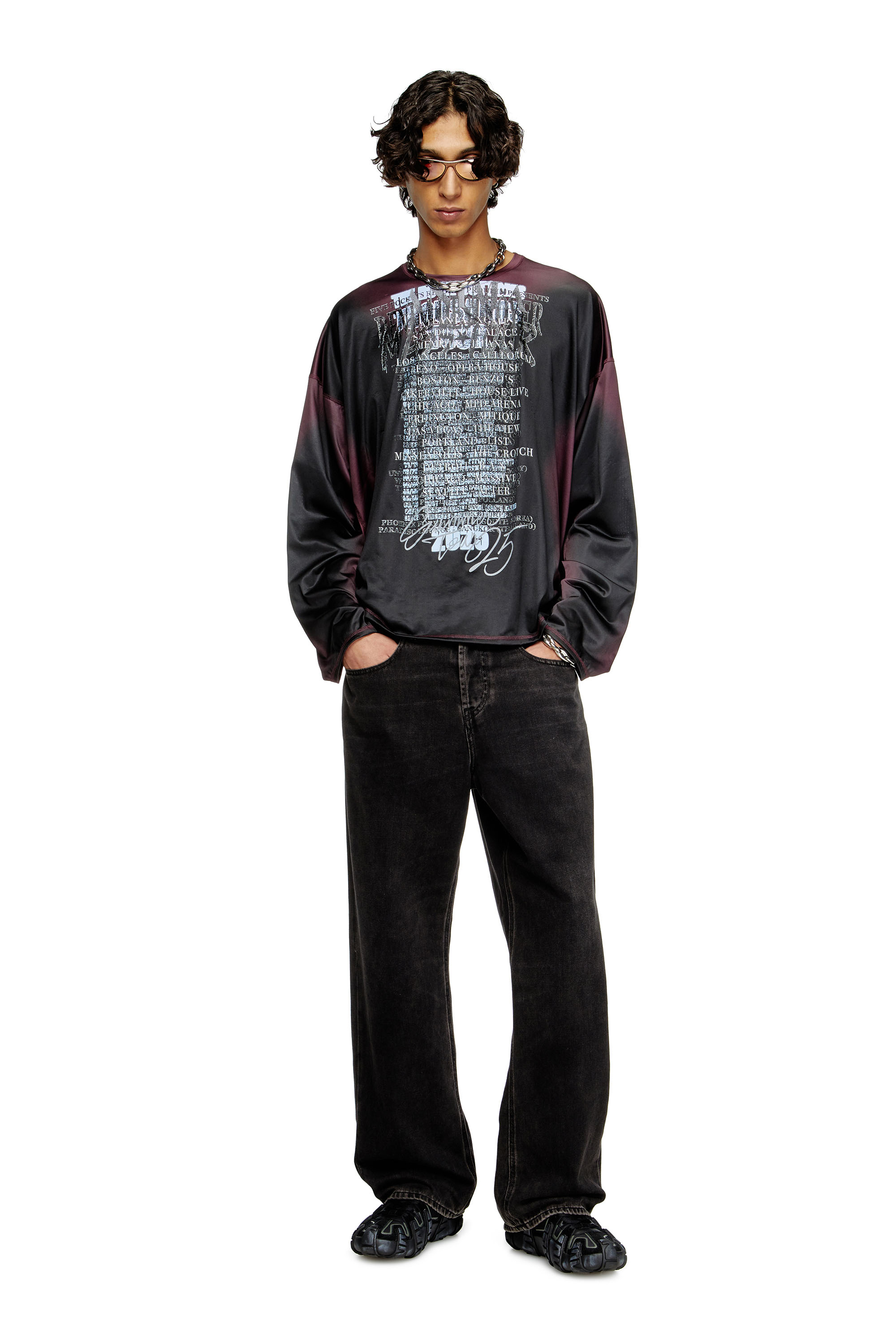 Diesel - T-OLAVI-AA, Unisex's Long-sleeve tech-jersey T-shirt with lyrics print in Black/Violet - 1