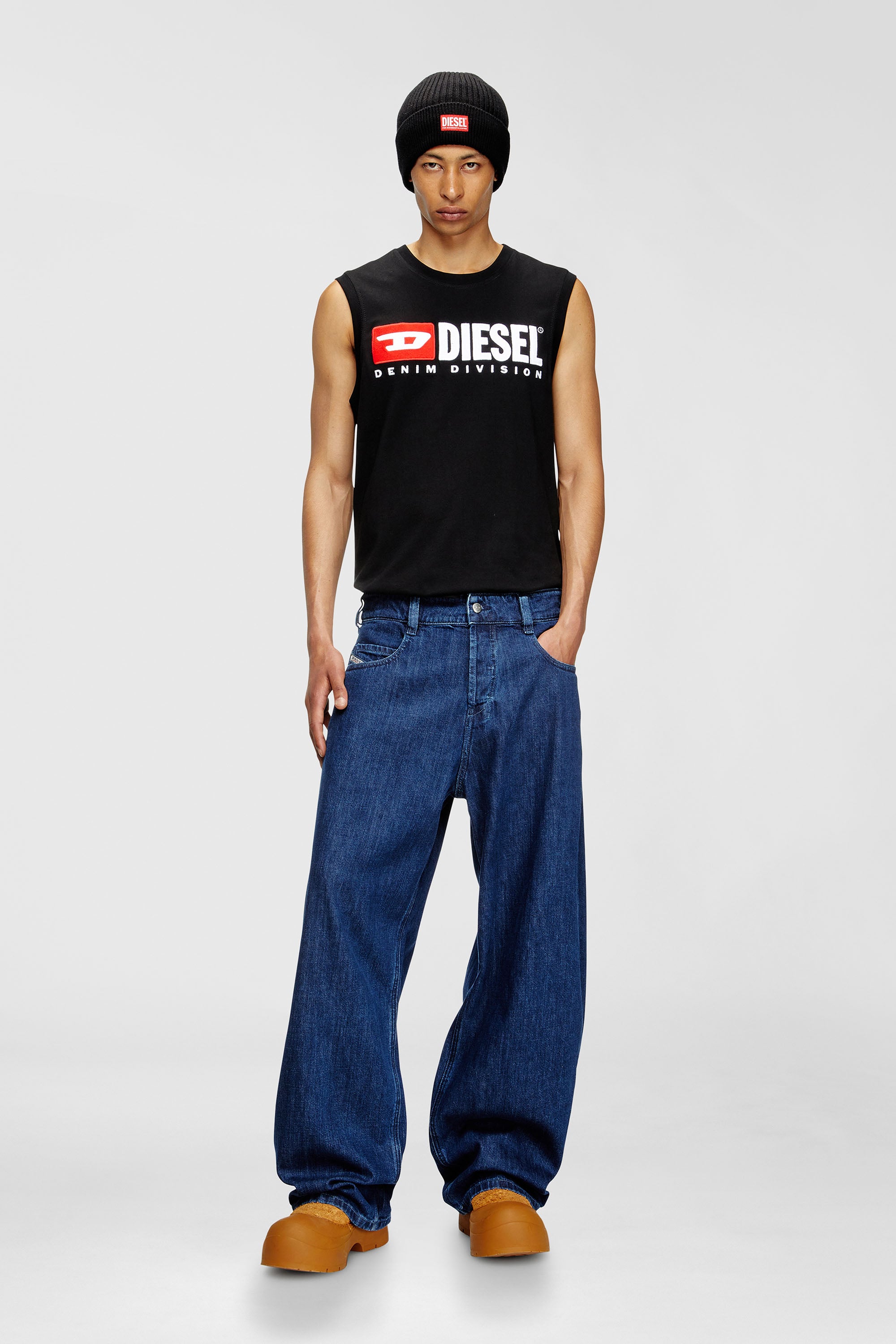 Diesel - Relaxed Jeans 1997 D-Enim-M 0DBDX Unisex, Azul Oscuro - 1
