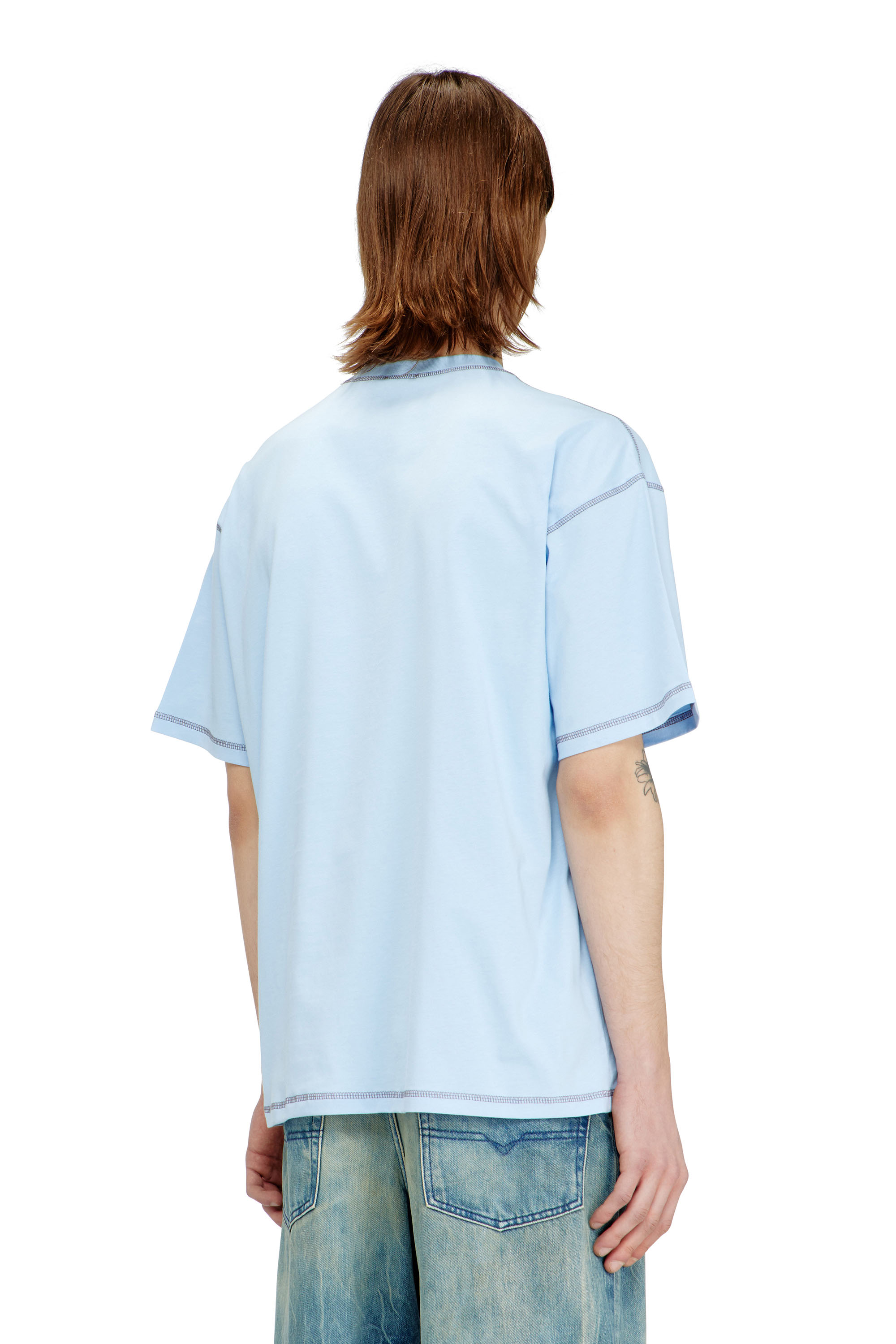 Diesel - T-BOXT-V11, Camiseta relajada con estampado efecto agua Hombre in Azul marino - 4