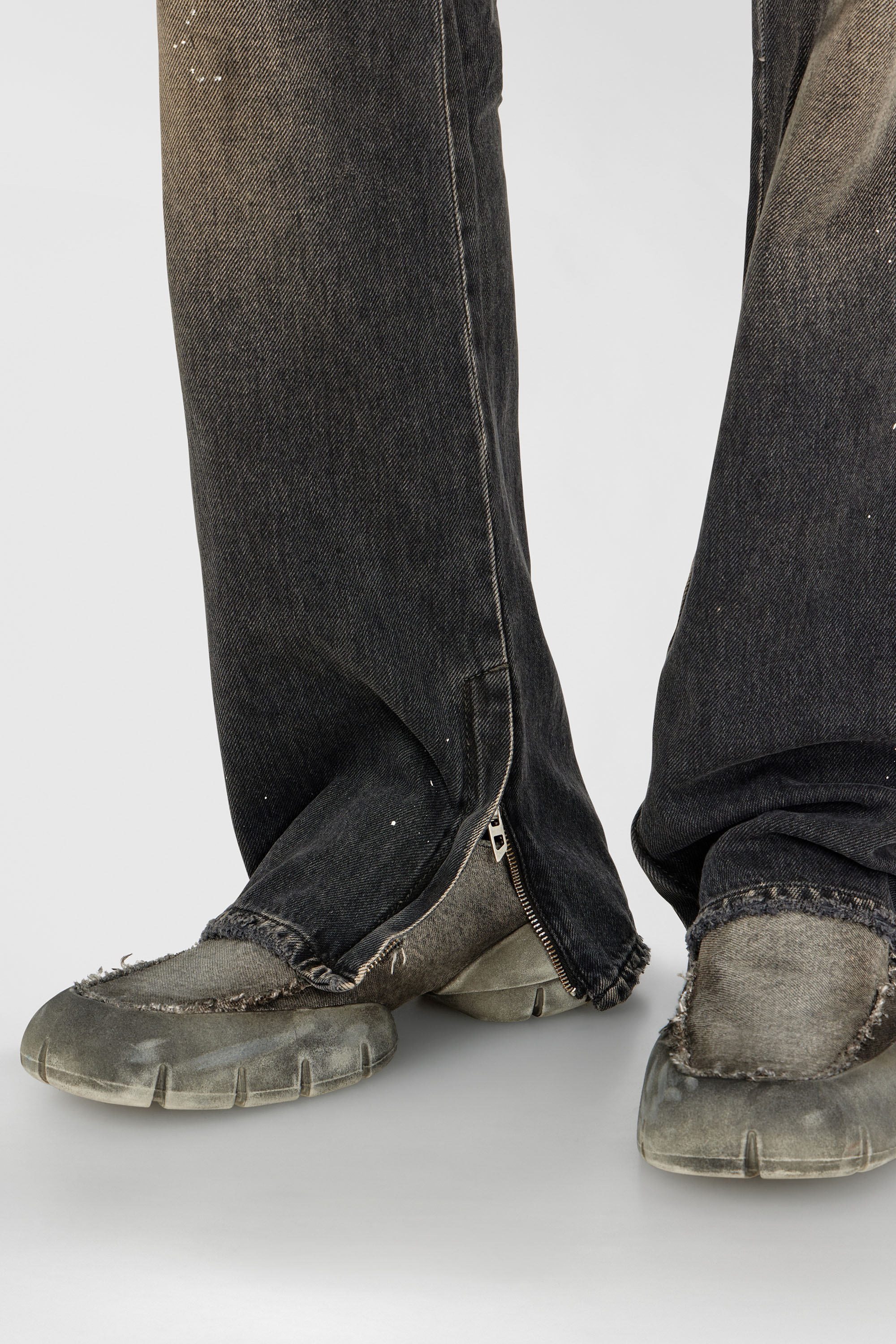 Diesel - Male's Bootcut Jeans 1998 D-Buck 09P64, Black/Dark Grey - 7
