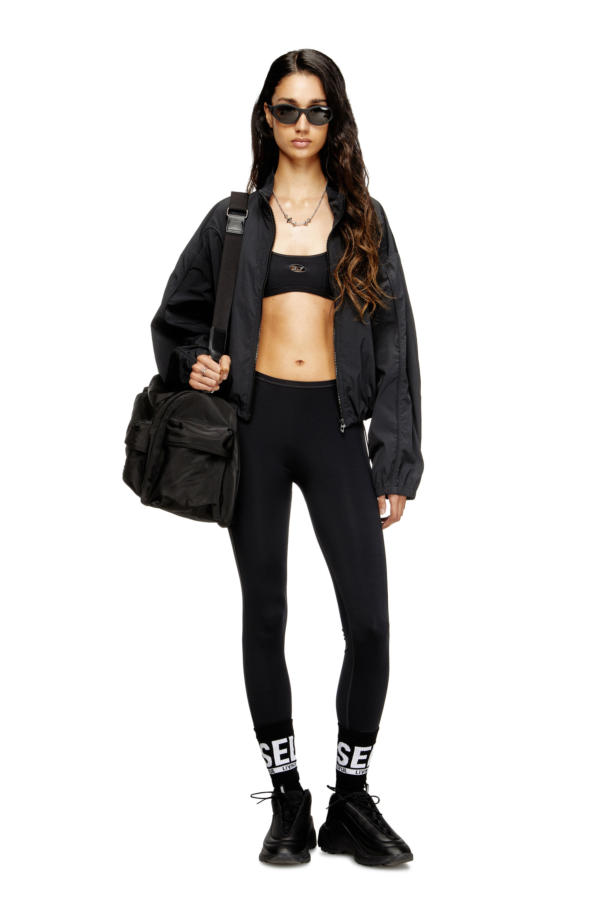 Diesel - CHELSEA-UTLT, Brassière de sport avec cut-out à logo Femme in Noir - 5