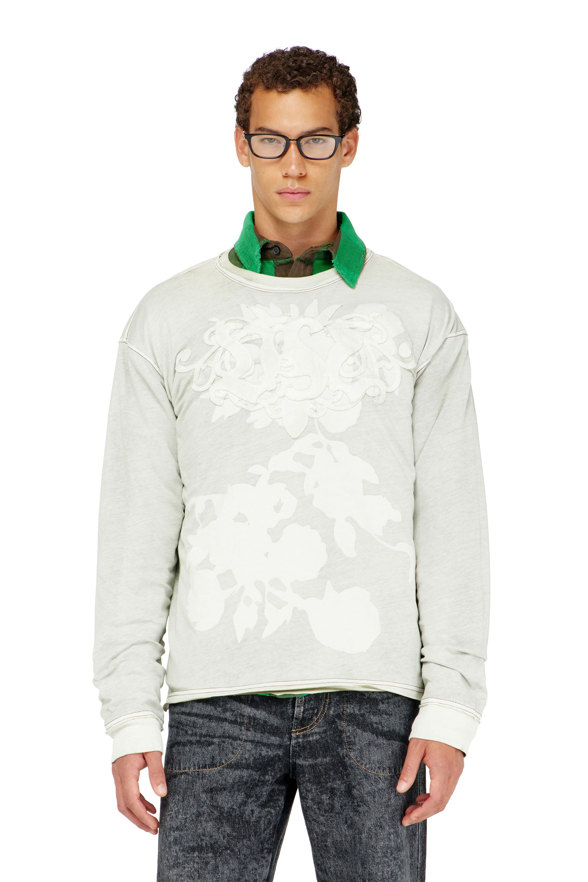 Diesel - T-RIVY-LS, T-shirt &agrave; manches longues avec imprim&eacute; floral et patch logo Homme in Gris - 1
