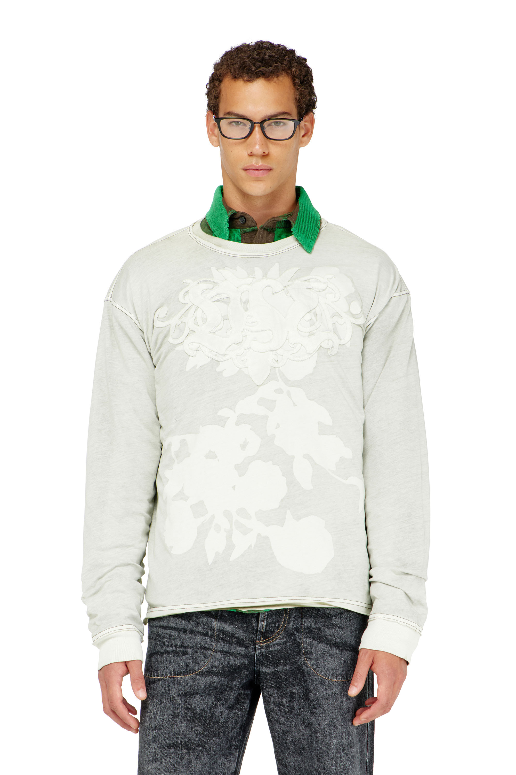 Diesel - T-RIVY-LS, T-shirt &agrave; manches longues avec imprim&eacute; floral et patch logo Homme in Gris - 3