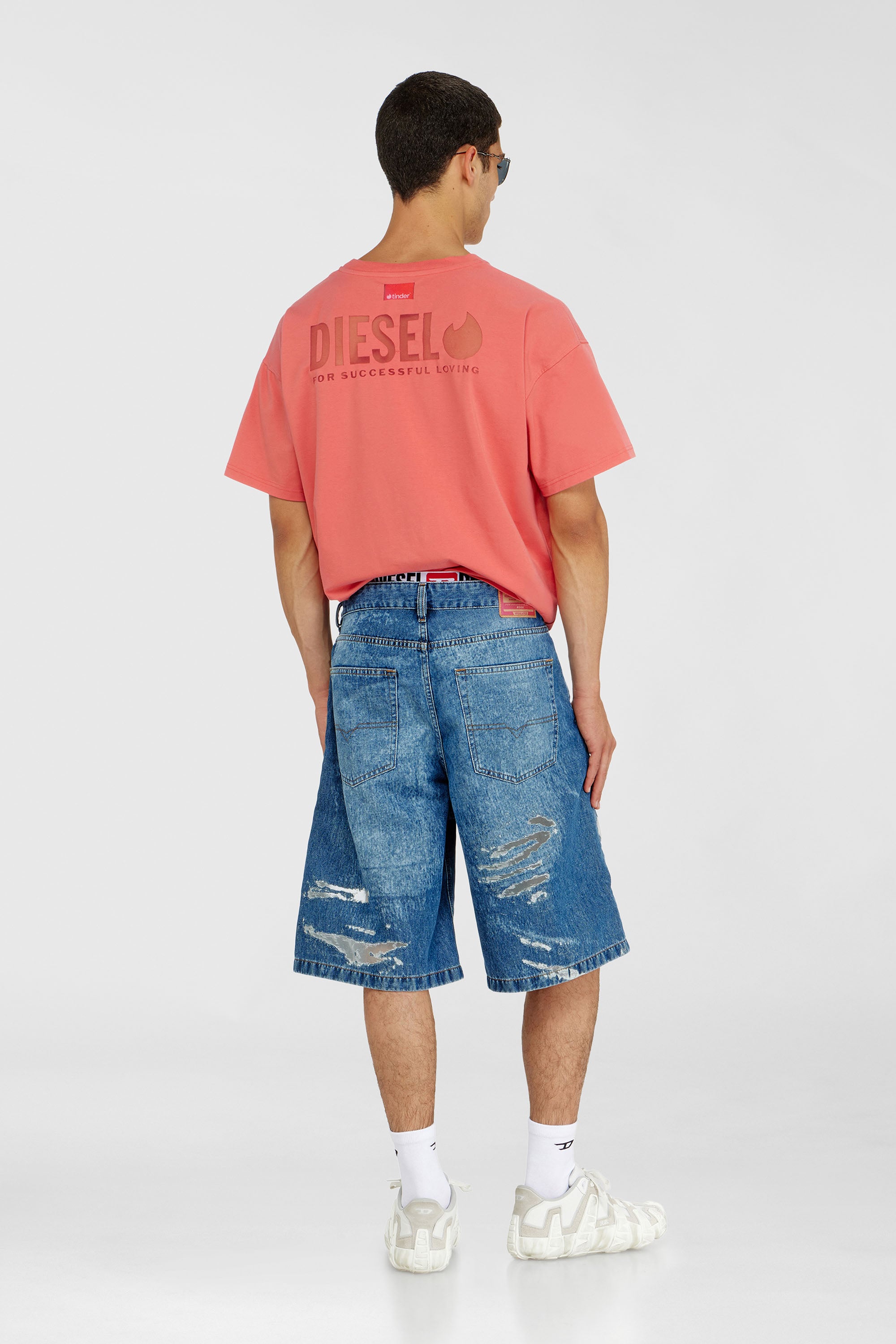 Diesel - PR-T-NORM-CHITIND-R, Unisex's T-shirt with transparent back logo in Coral Rose - 2