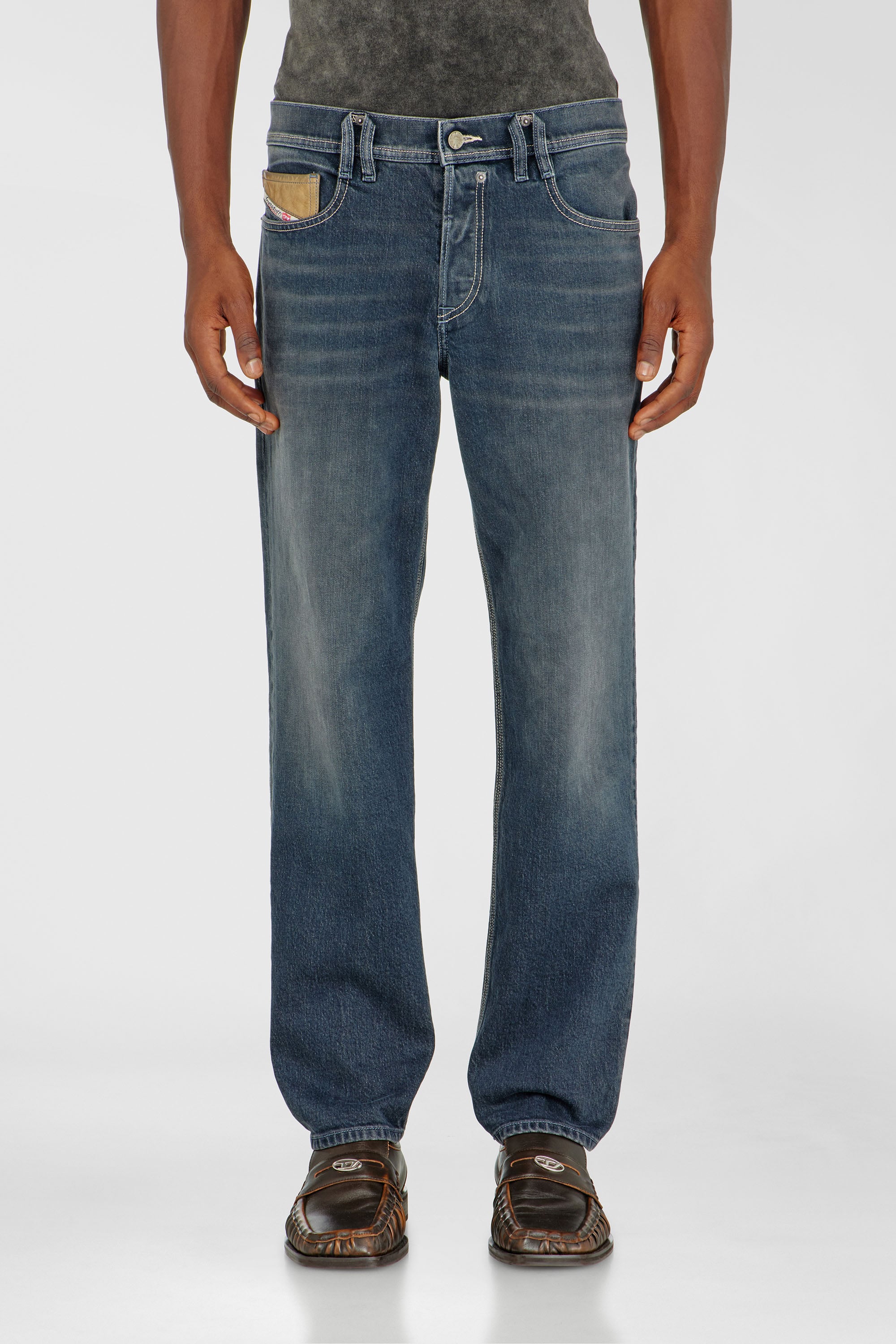 Diesel - Regular Jeans 2023 D-Finitive 007GQ Hombre, Azul medio - 4